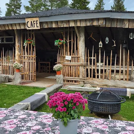 Ajakka Bed and Breakfast *