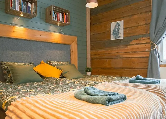 Aamiaismajoitus Ajakka